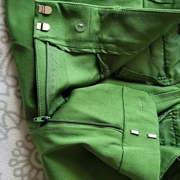 New York & Company Green Ankle Pants - Picture 6 of 10